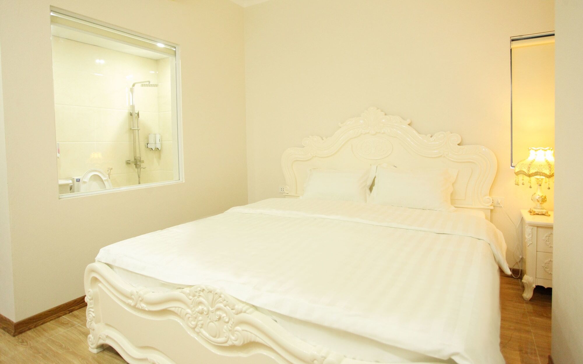 Phoenix 4* Ha Long