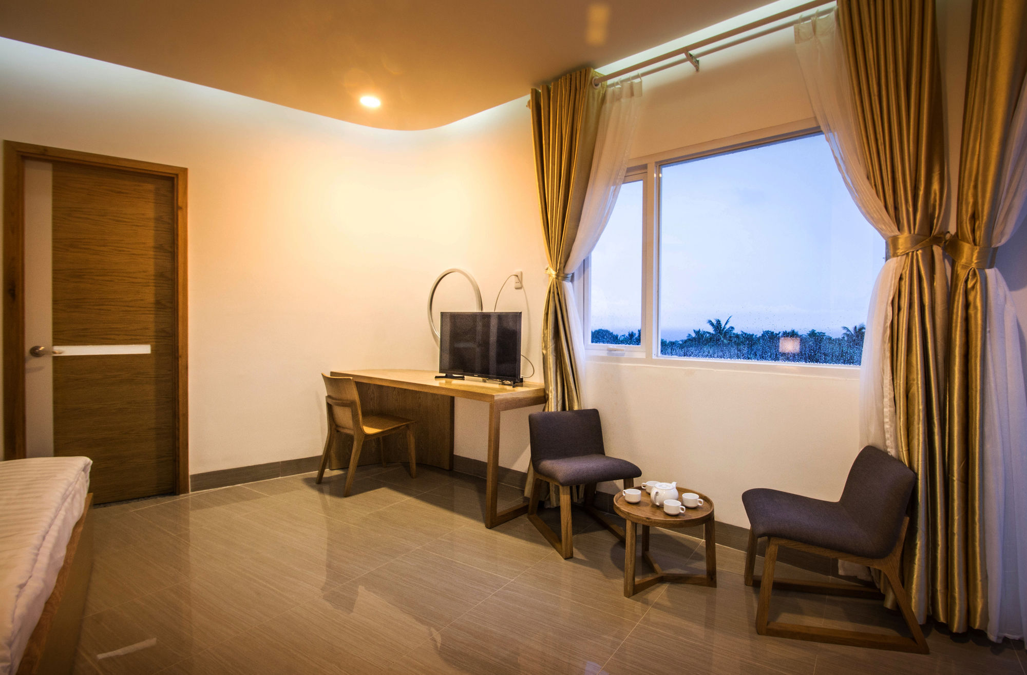 Sailing Hotel 3*