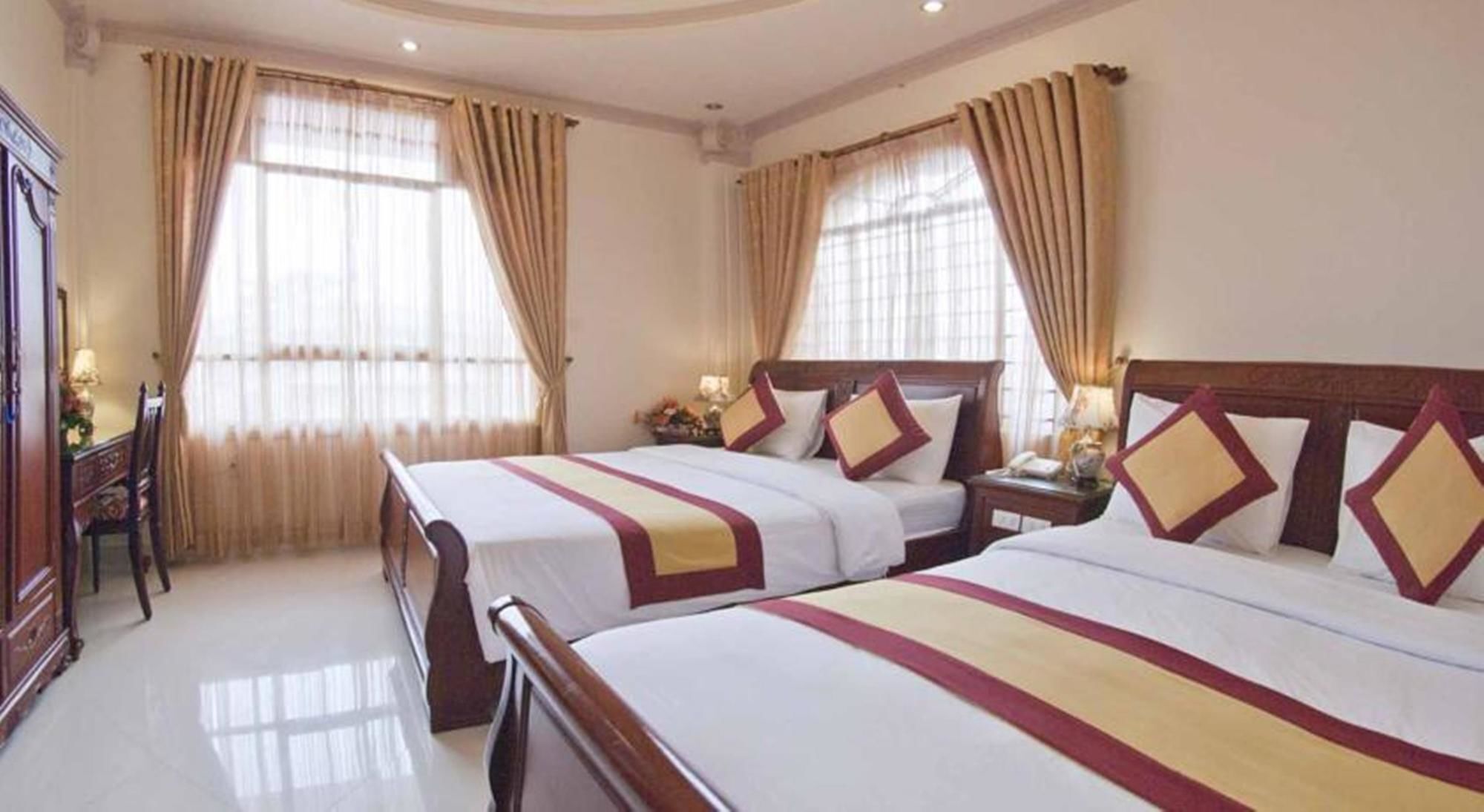 Dragon King 1 Hotel 3*