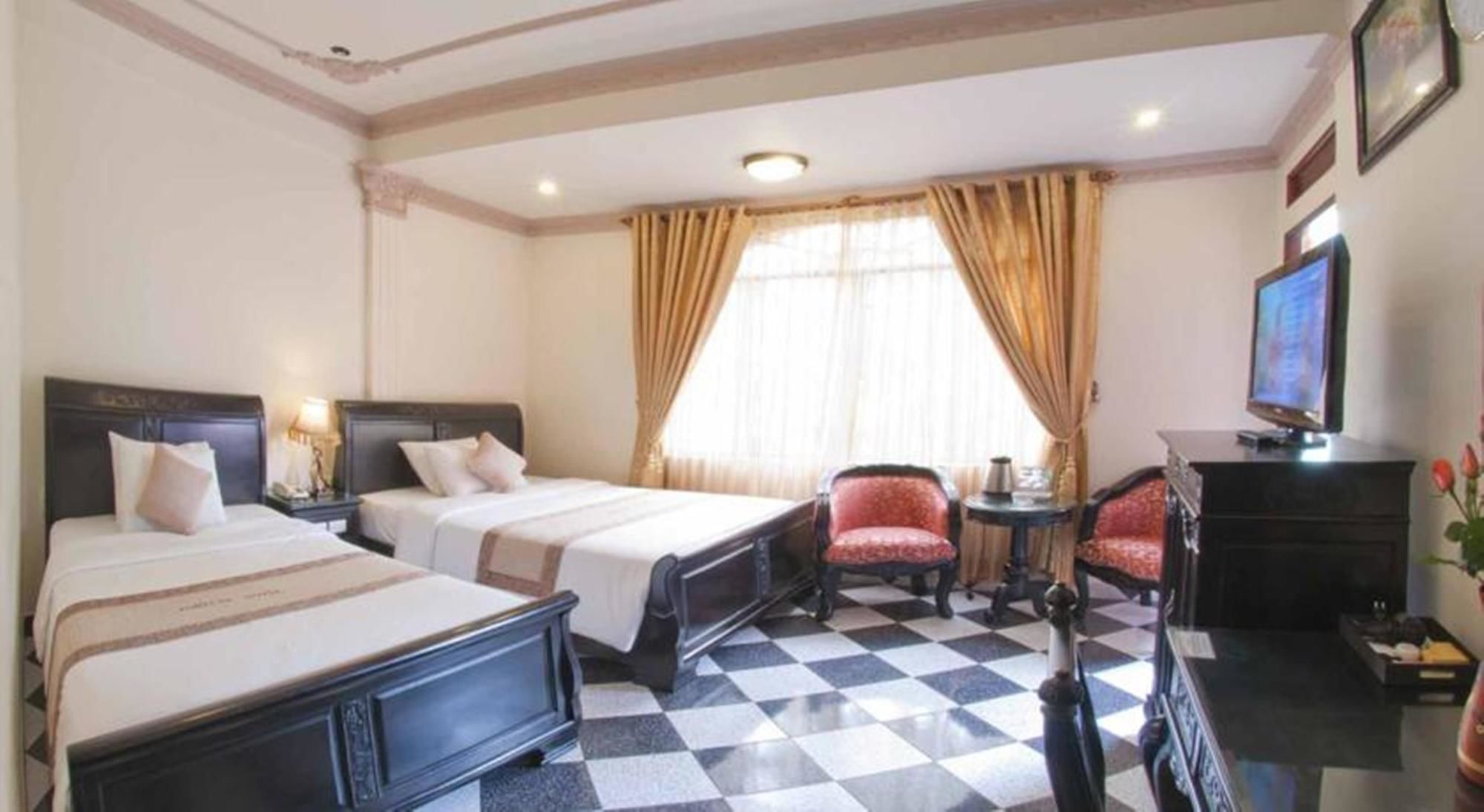 Dragon King 1 Hotel 3*