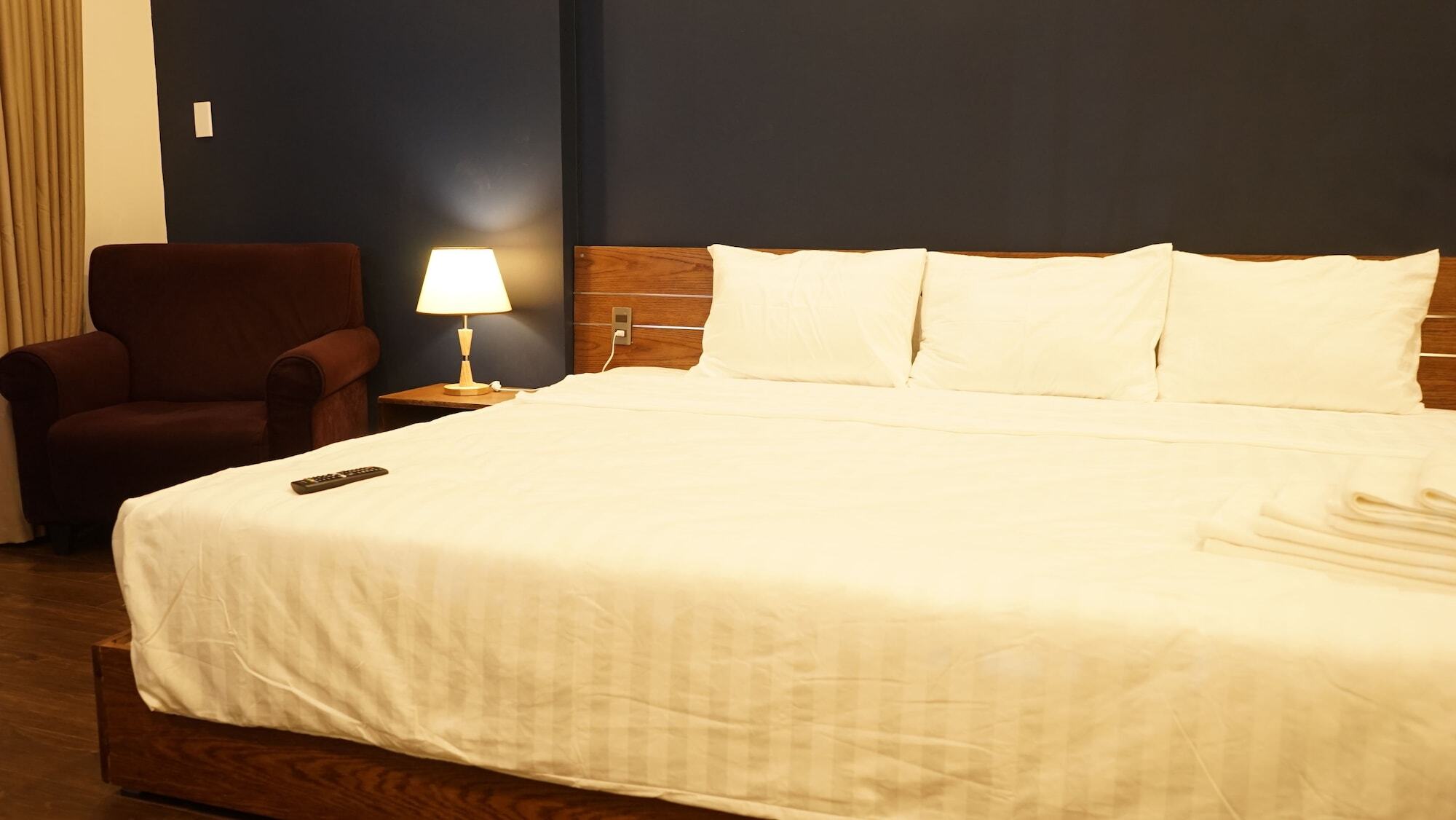Hotel Oasis & Da Nang
