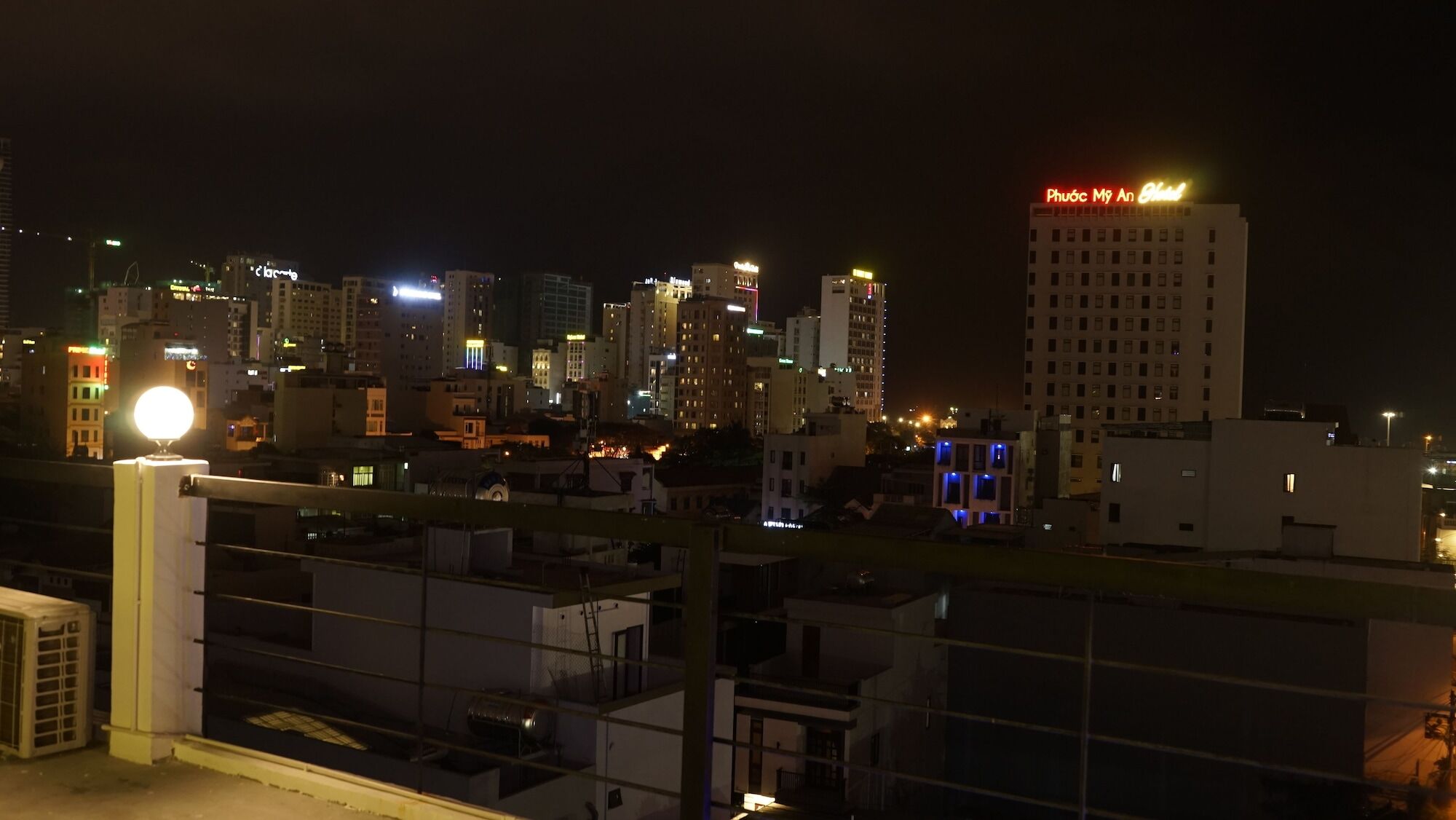 Oasis & 3* Da Nang