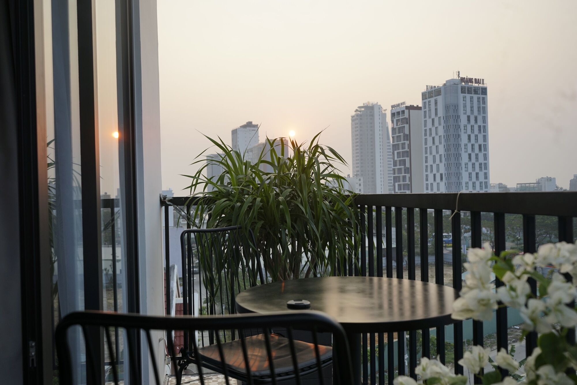 Hotel Oasis & 3*
