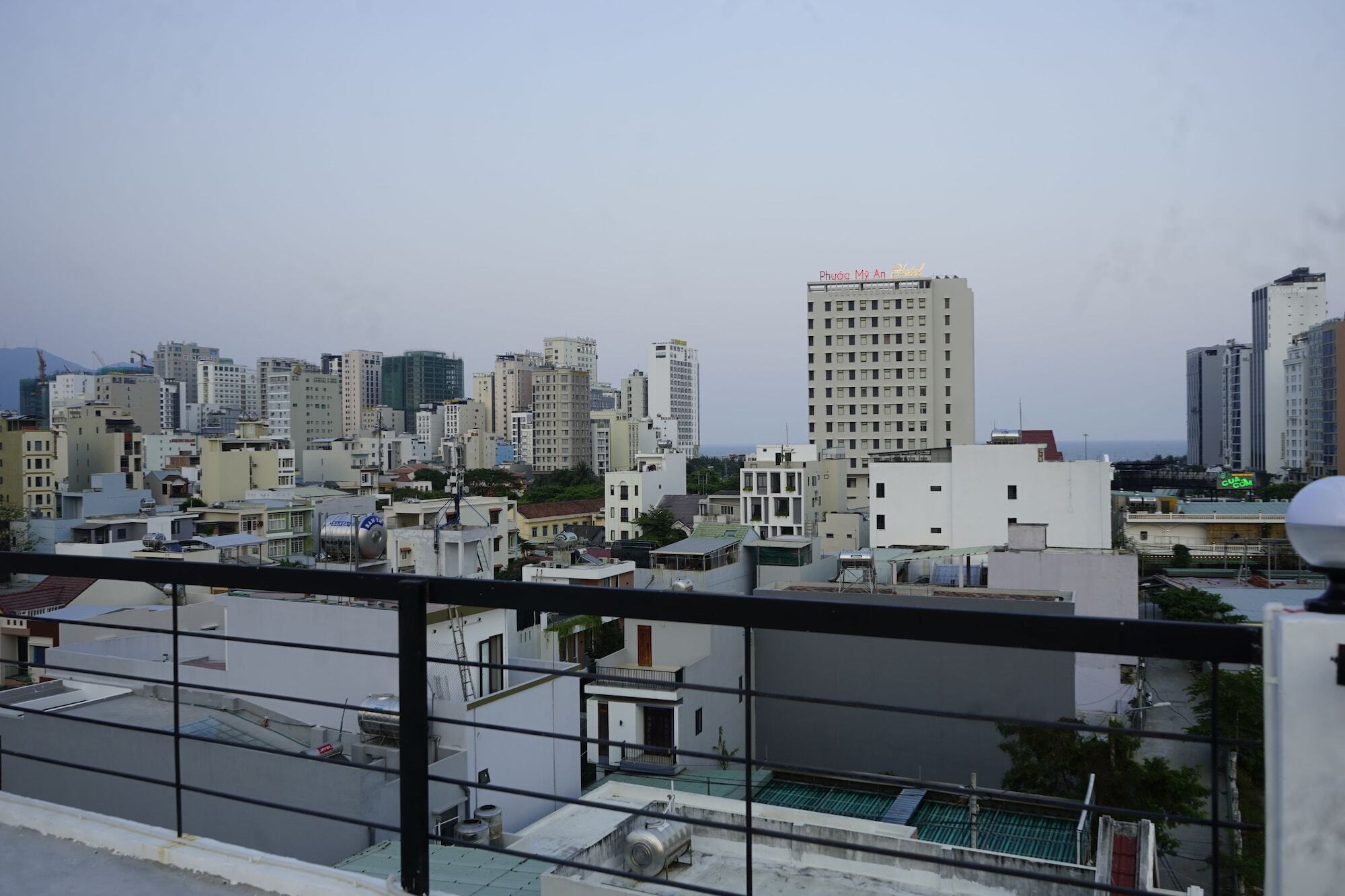Oasis & Da Nang