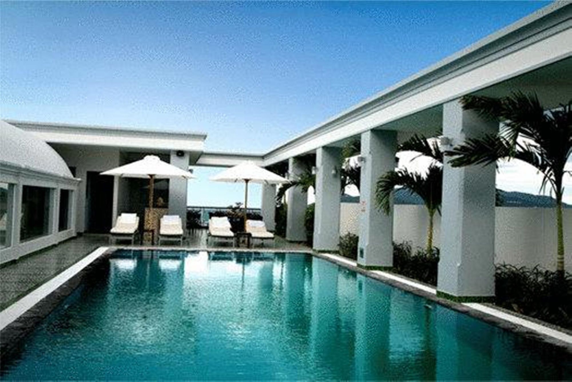Rembrandt Hotel 3*