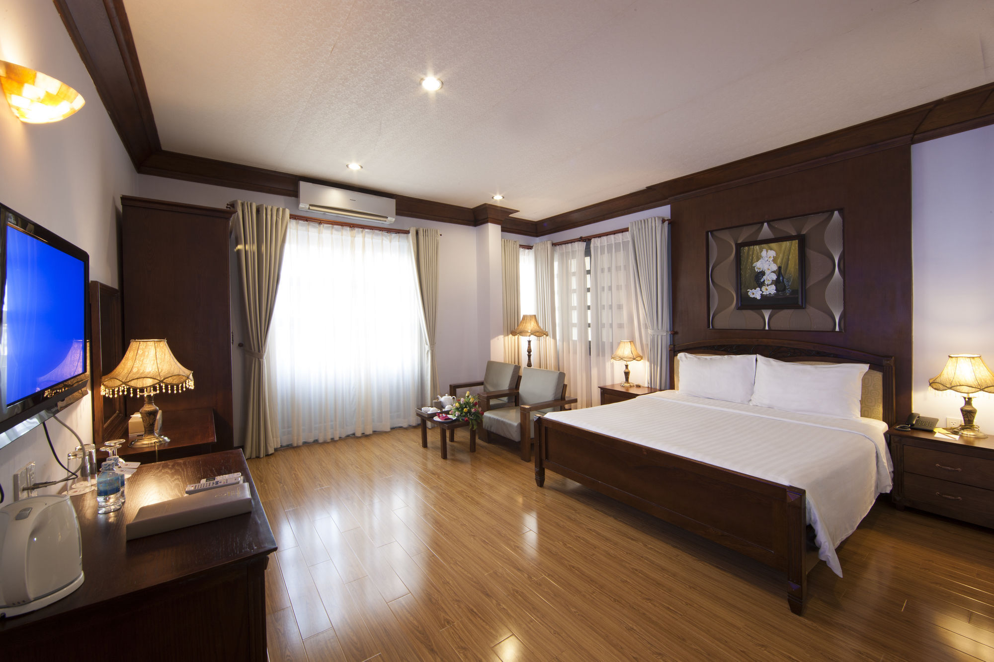 Rembrandt Hotel 3*