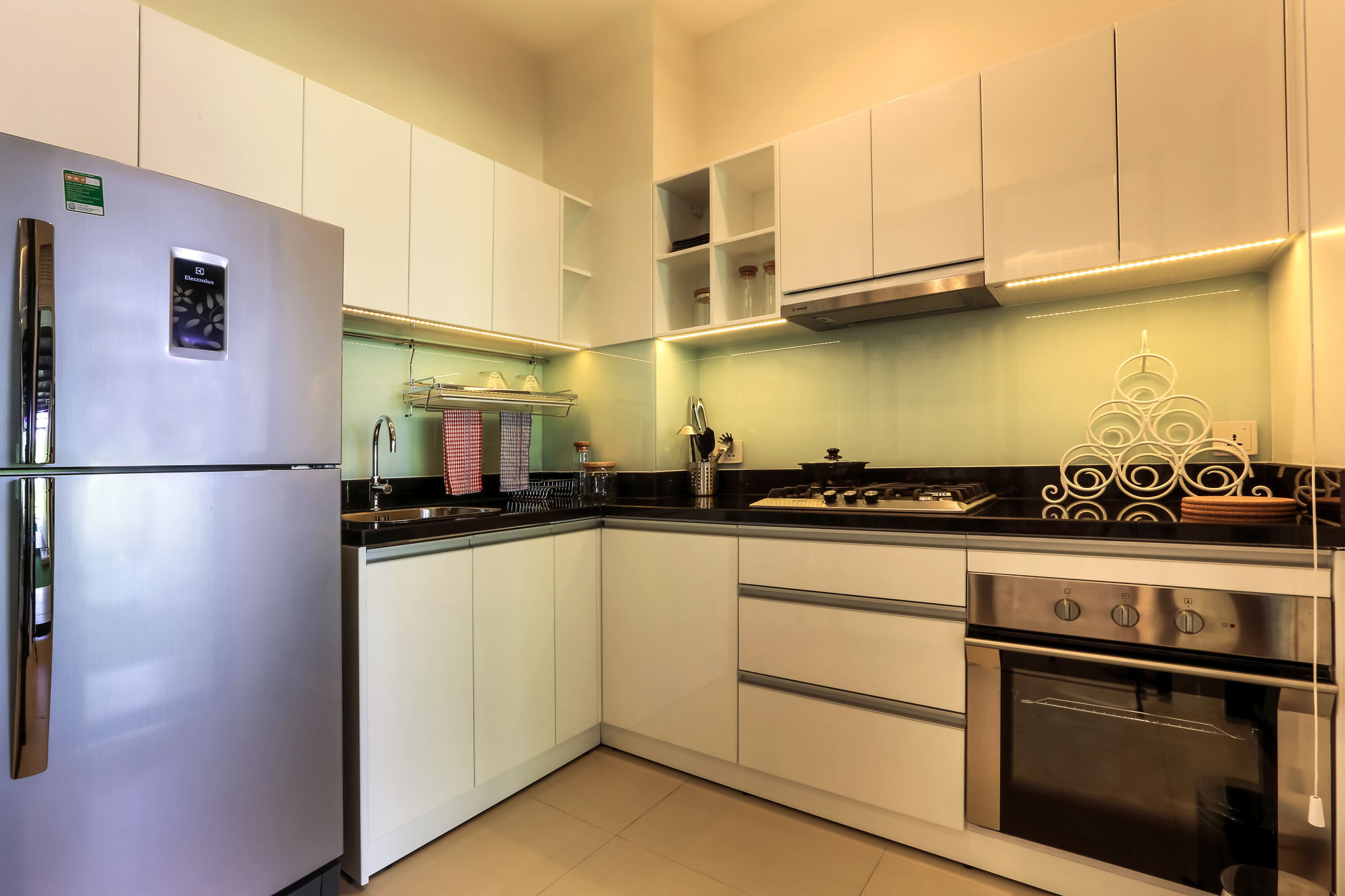 Khu nghỉ mát Laguna Parkside Residences 4*