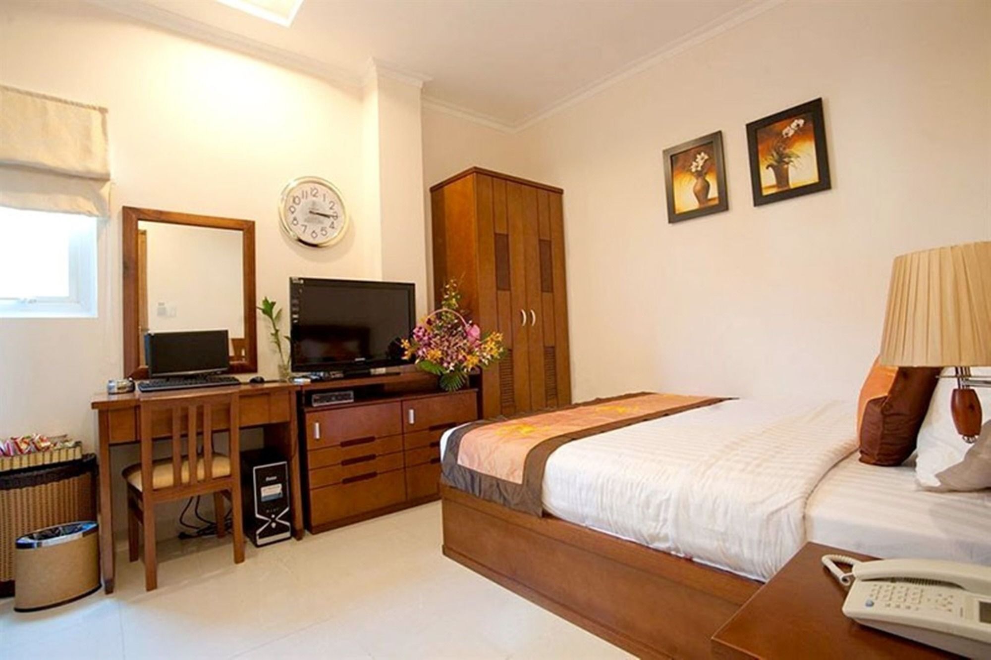 Adora 4* Ho Chi Minh City