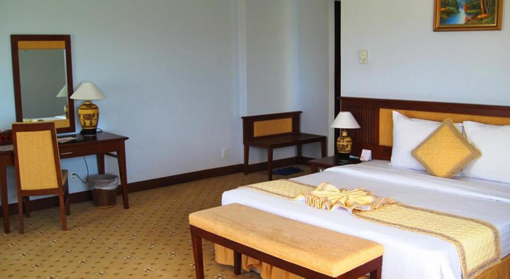 Resort Saigon - Ninh Chu & Phan Rang