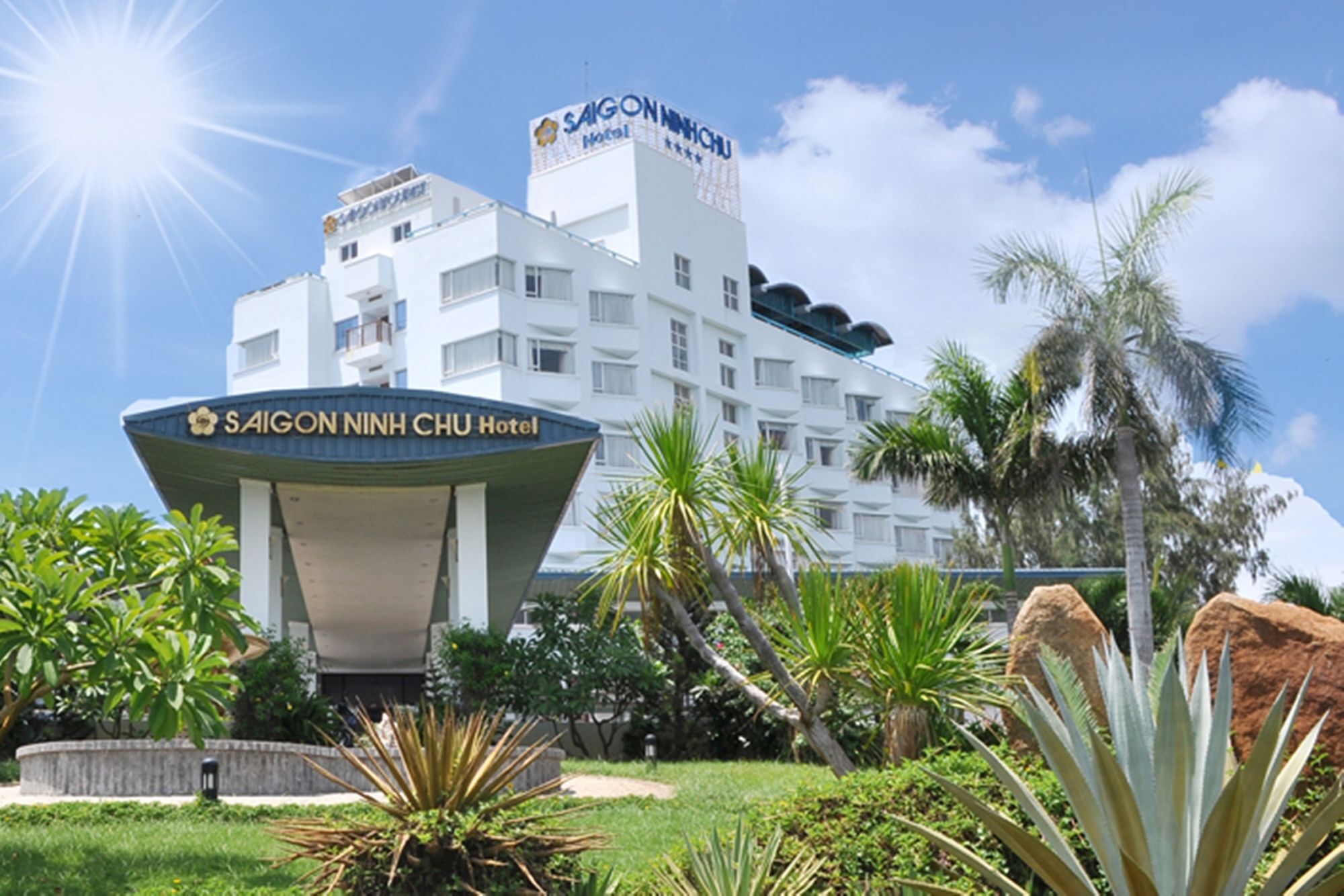 Saigon - Ninh Chu &