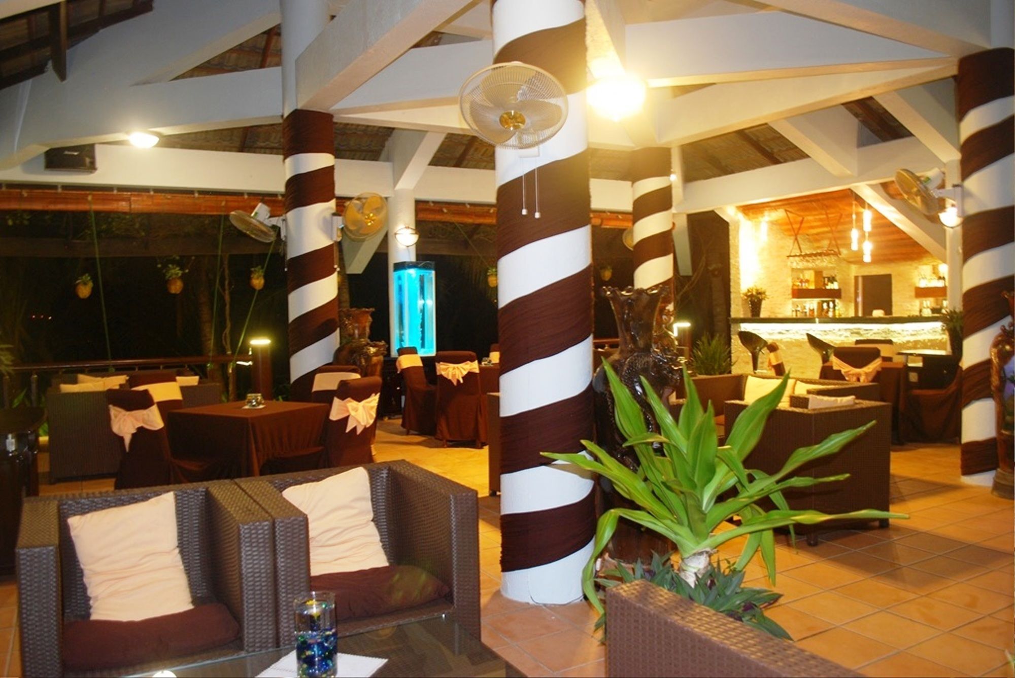 Saigon - Ninh Chu & 4* Phan Rang