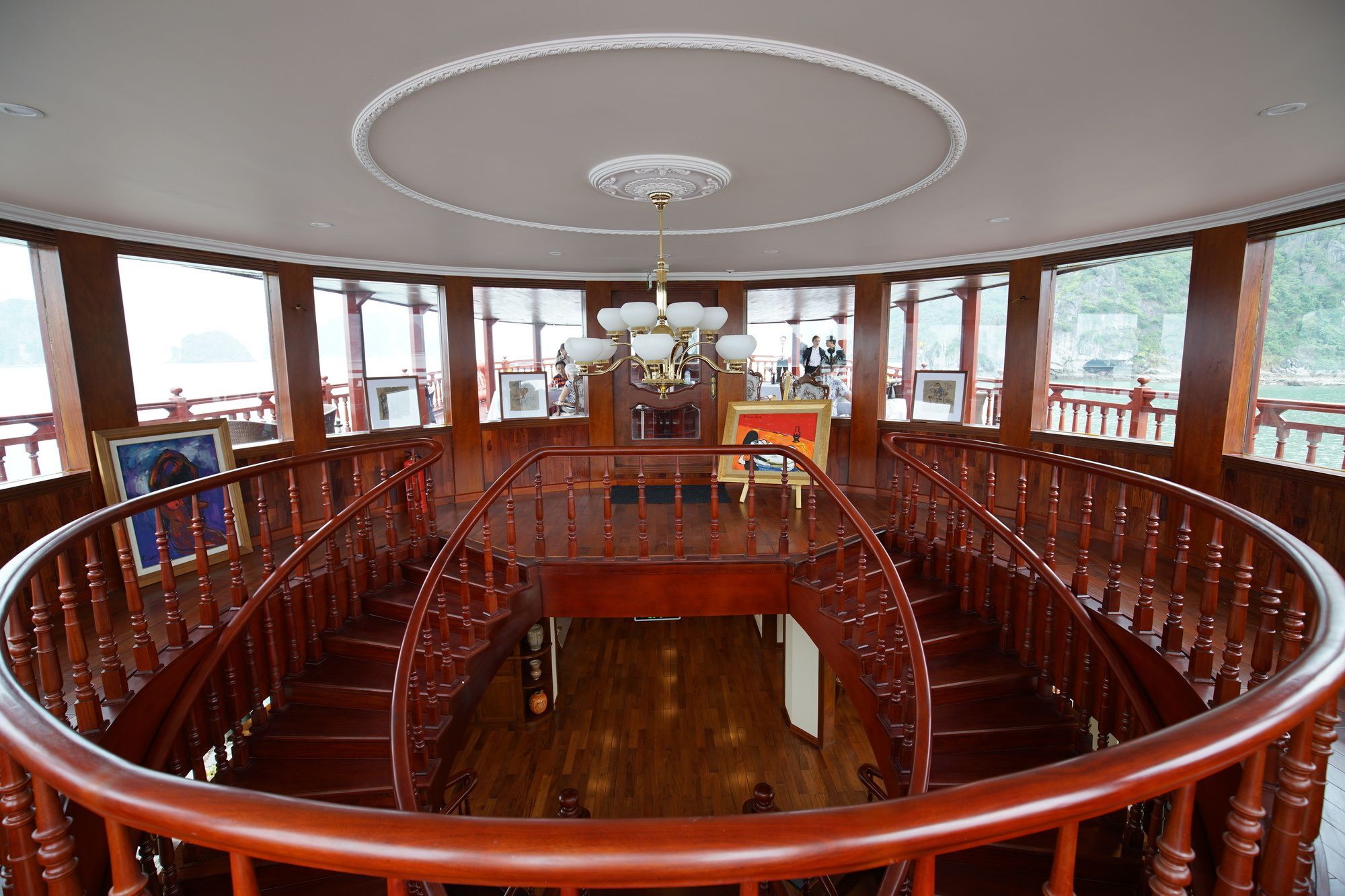 Emperor Cruises Legacy  5*