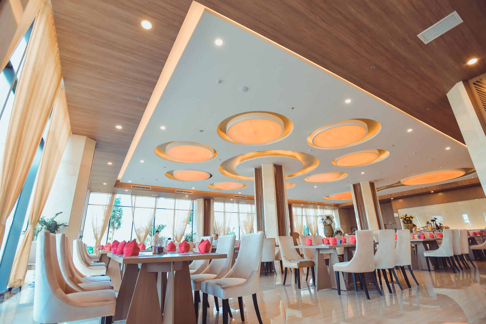 Khách sạn Muong Thanh Luxury 5*