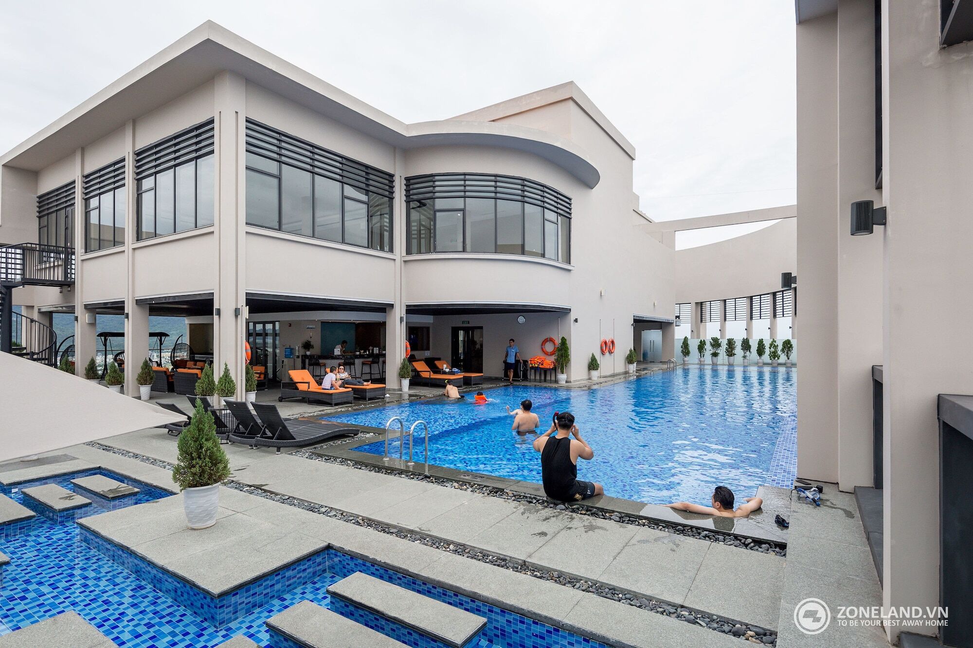 Zoneland Premium - Luxury