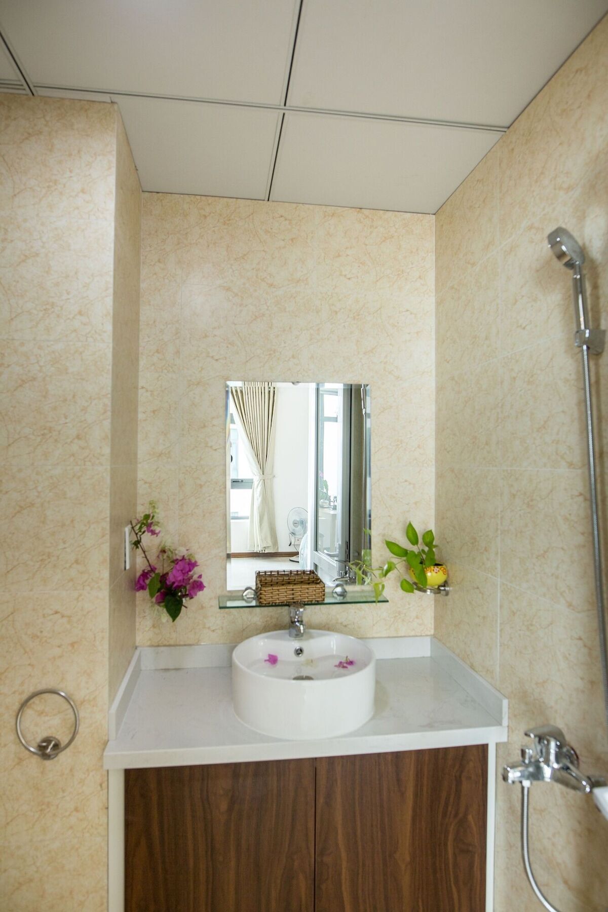 Khách sạn hẻo lánh Anita