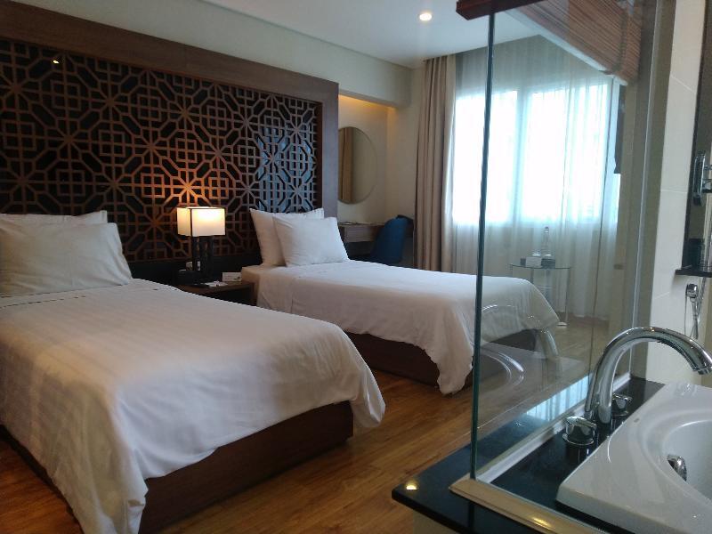 C Hotel- De Tham Bui Vien Walking Street 3* Ho Chi Minh City