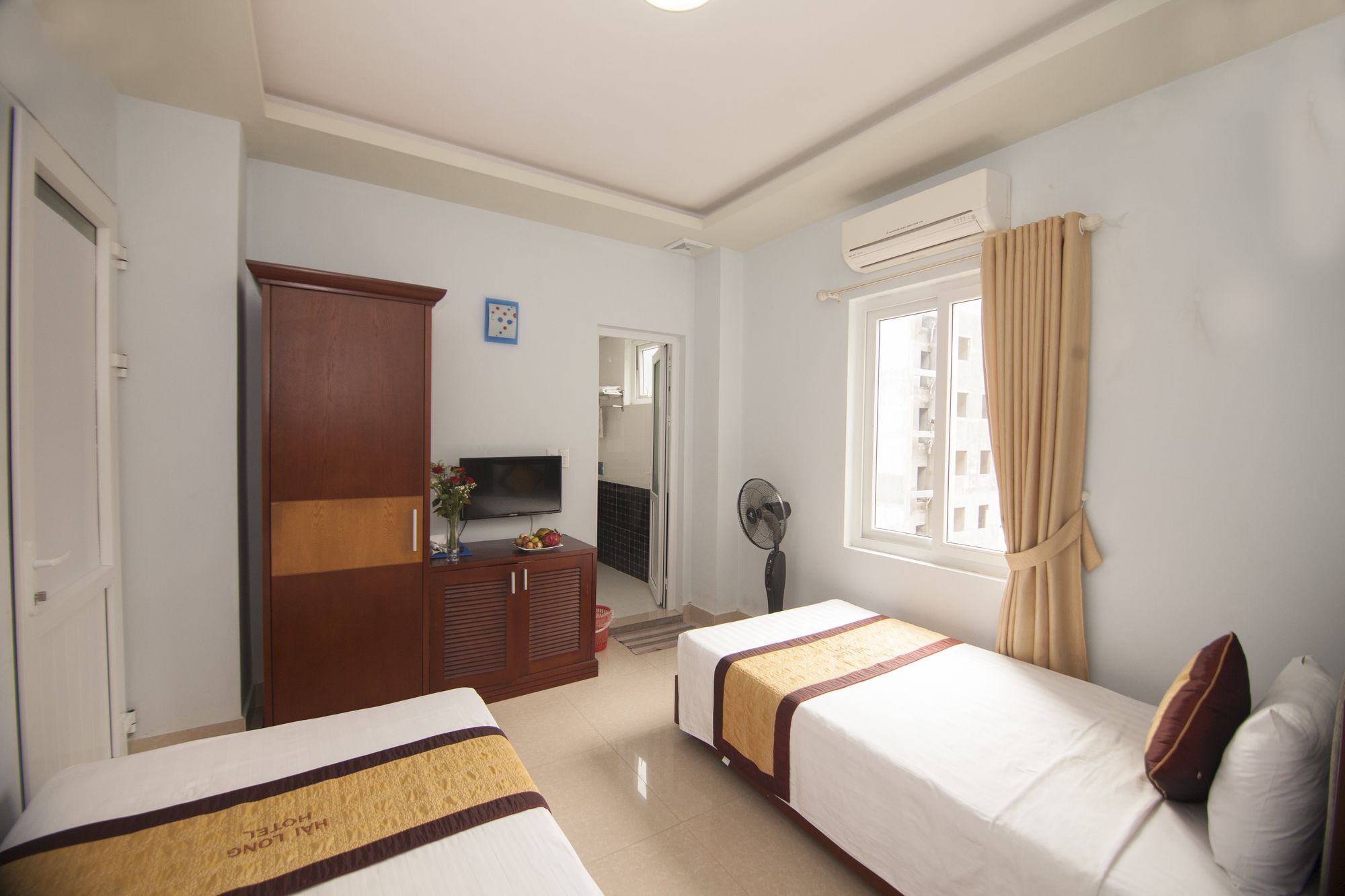 Long Cat Ba Hotel