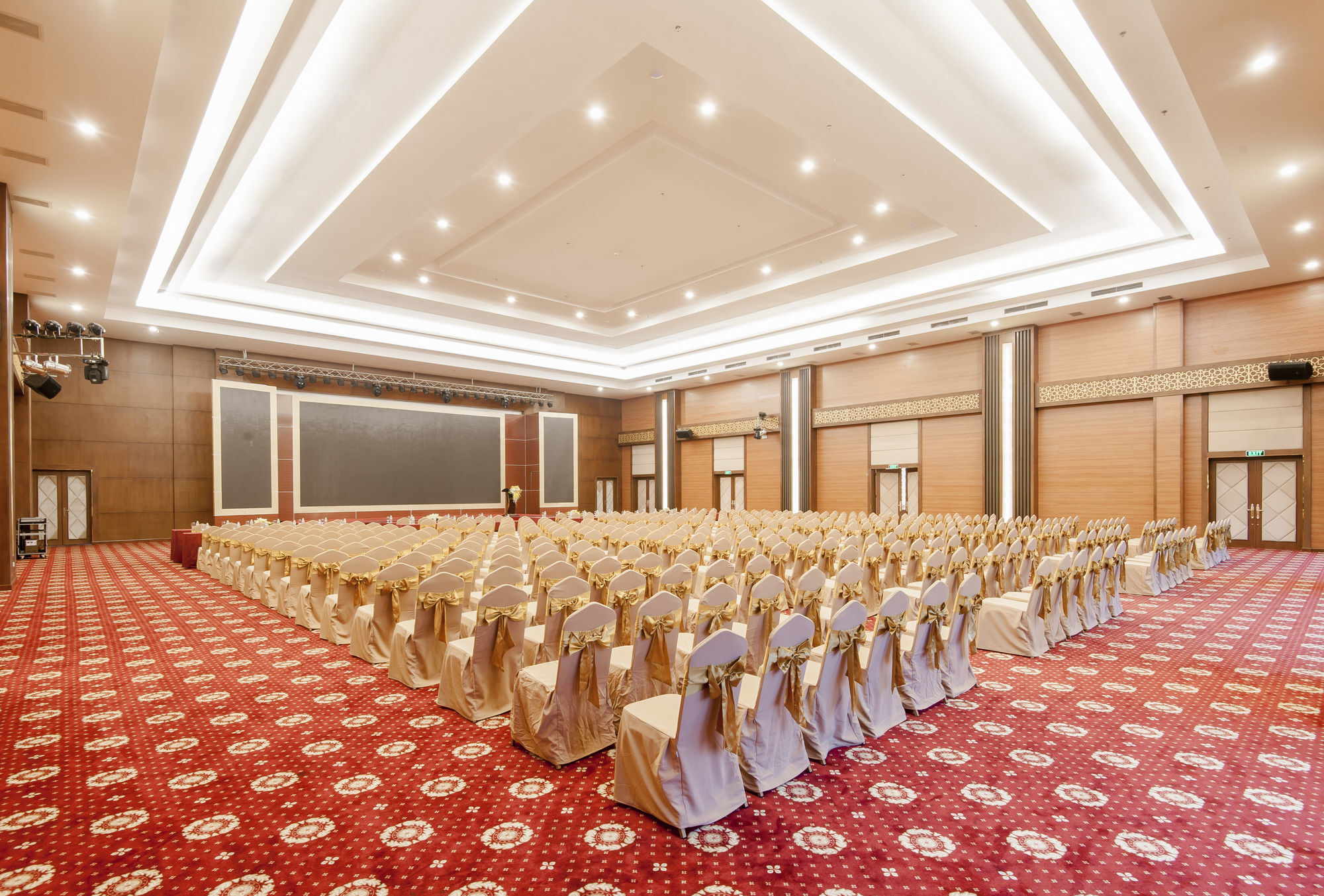 Hotel Muong Thanh Grand