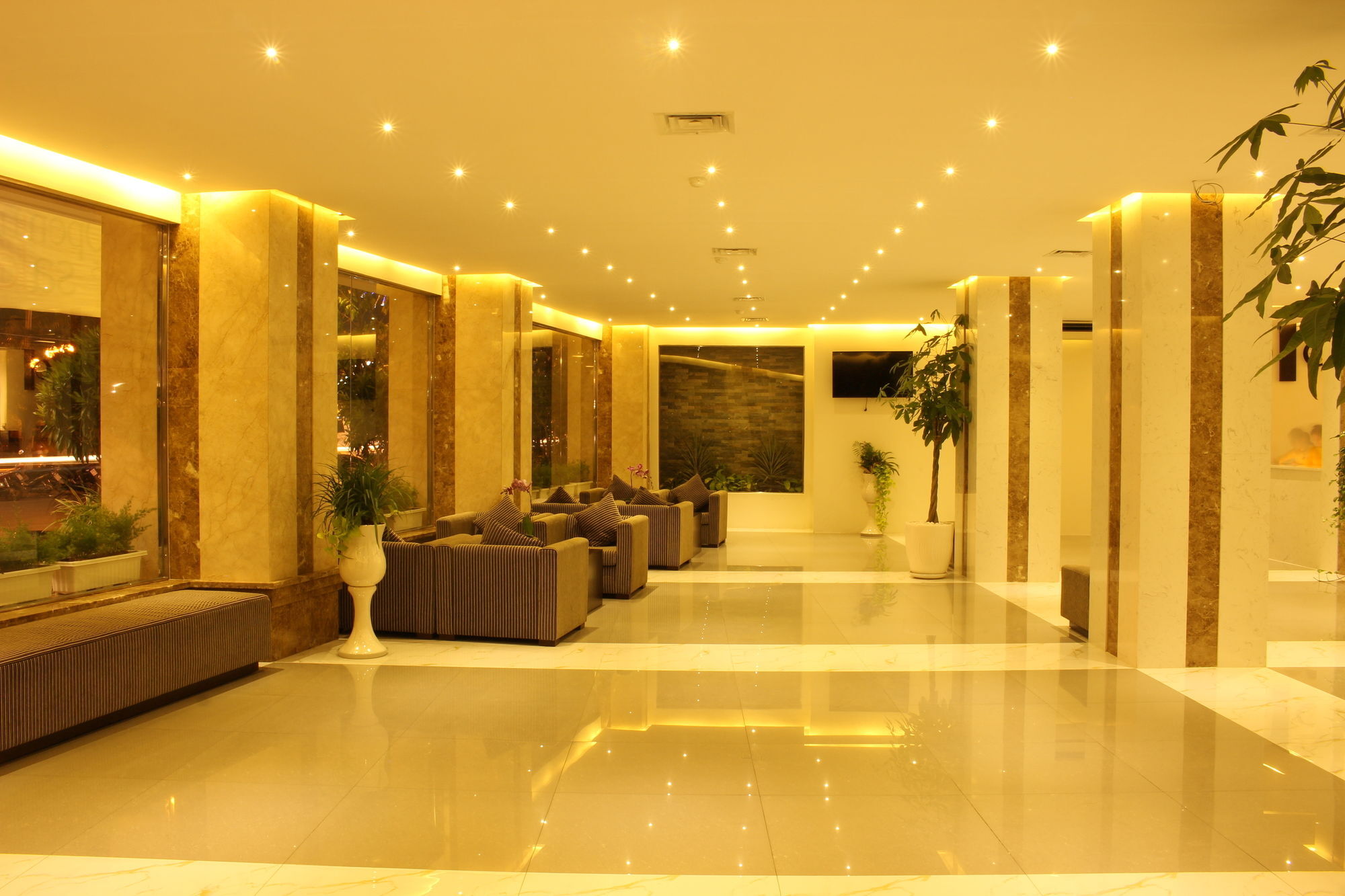 Hotel International