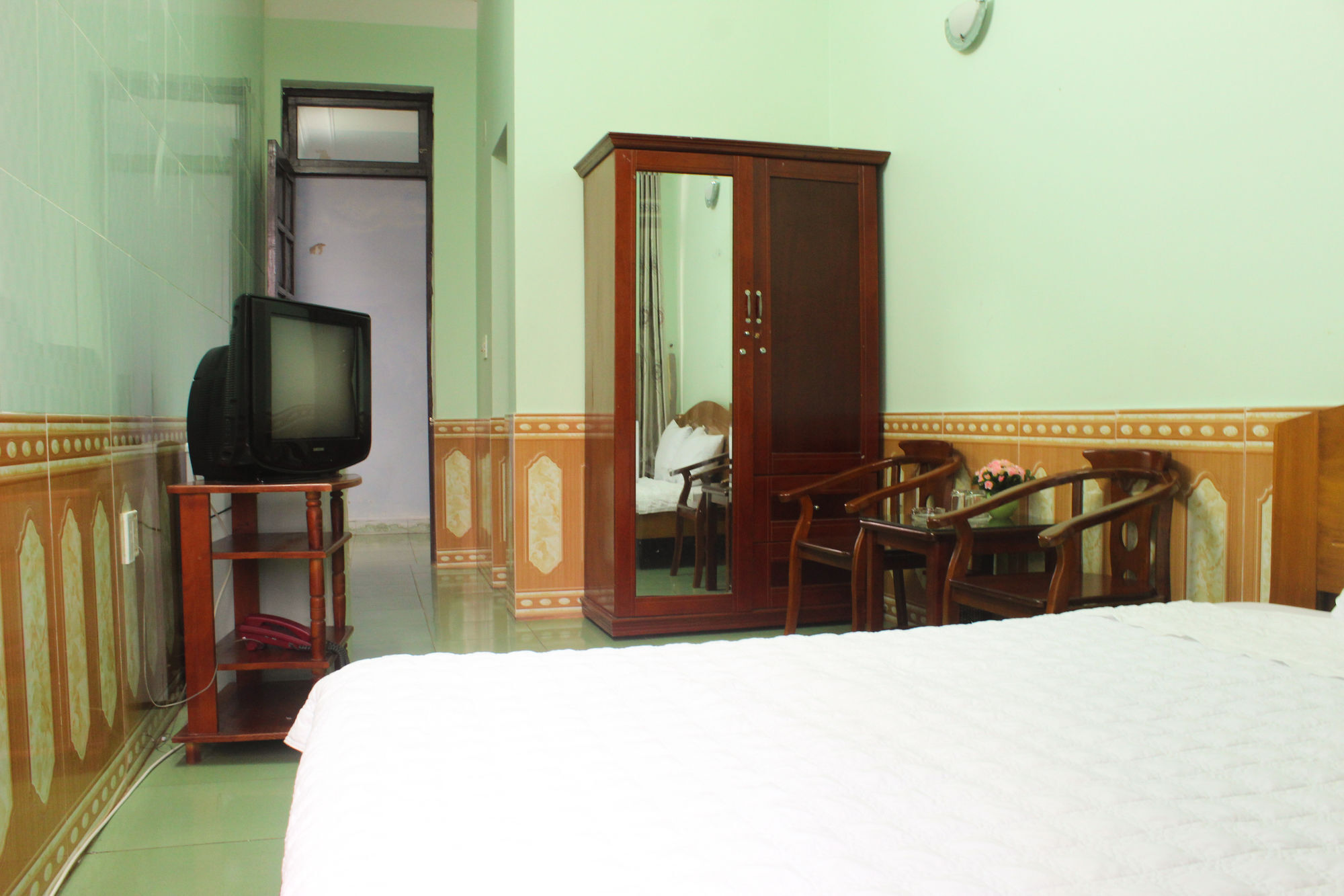 Hoa Binh Hotel 2*