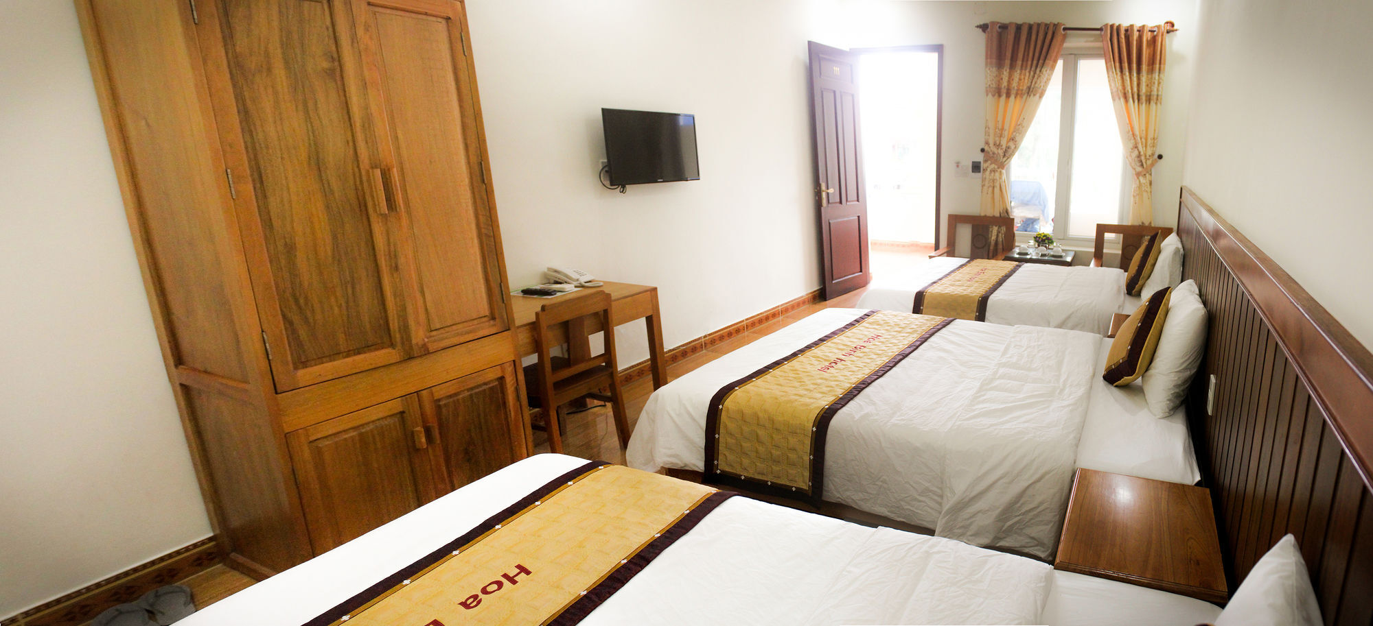 Hoa Binh Hotel Dong Hoi