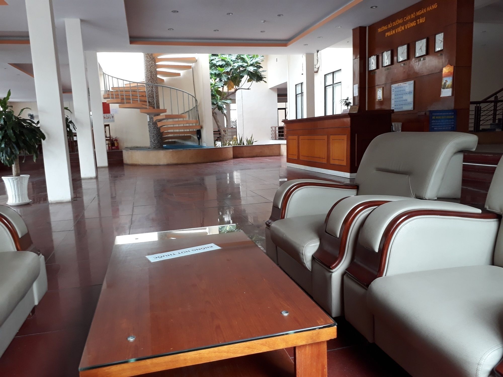 Khách sạn Ngan Hang Vũng Tàu