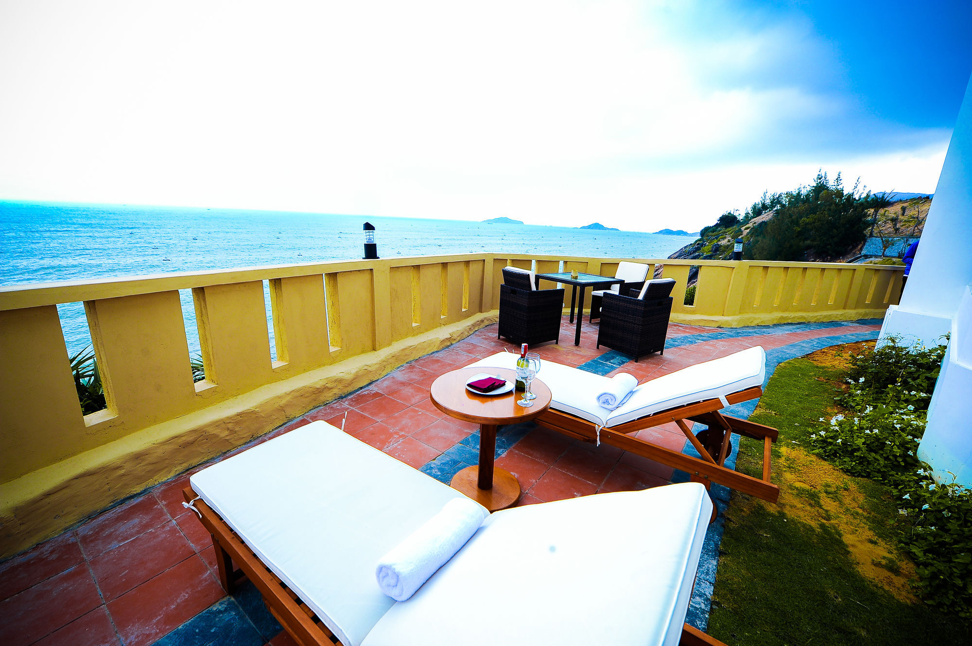 Resort Aurora And
