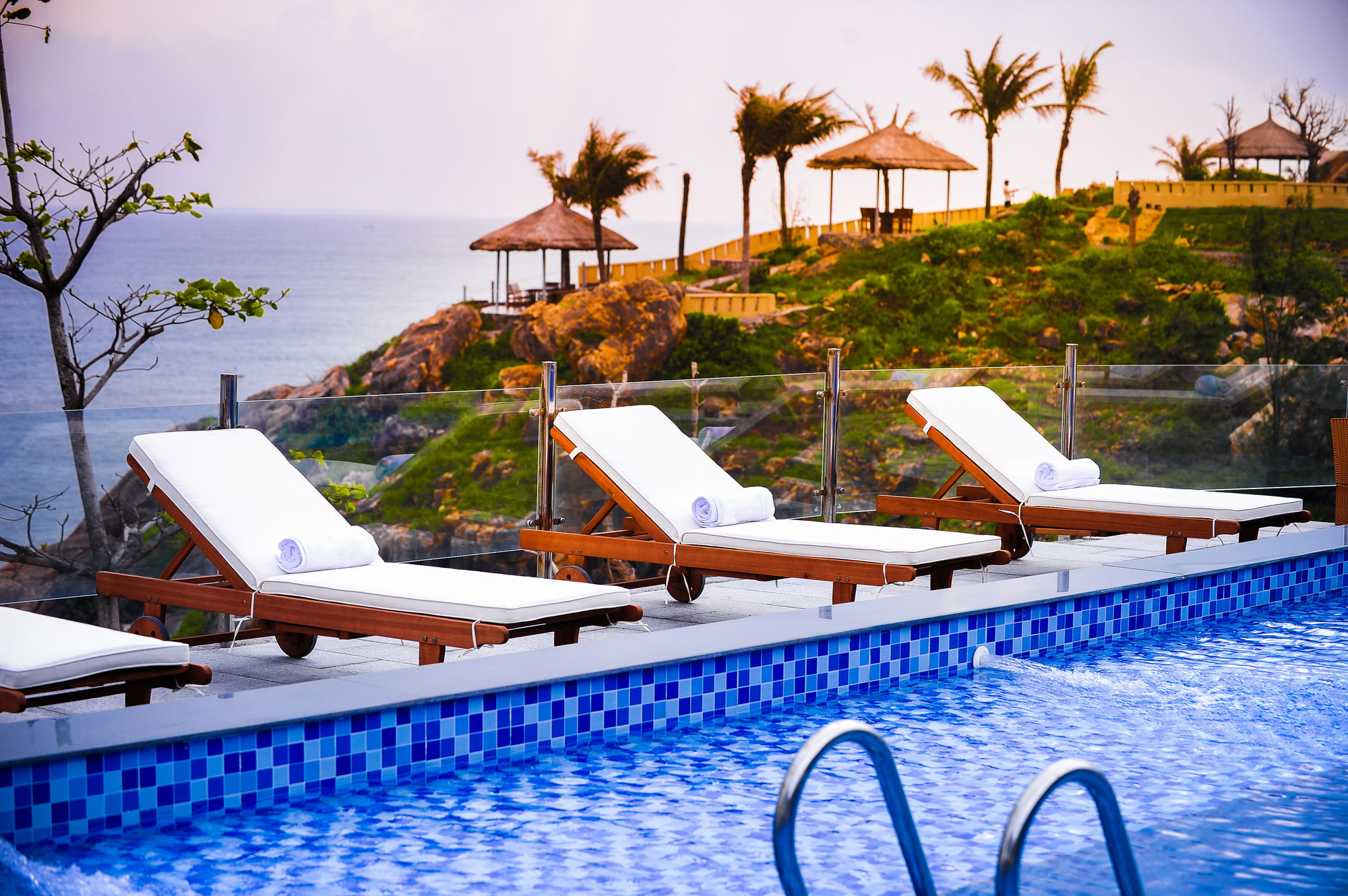Aurora And 4* Quy Nhon