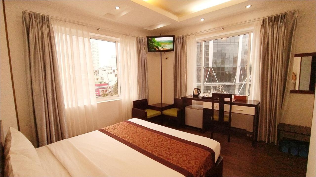Happy Light 4* Nha Trang