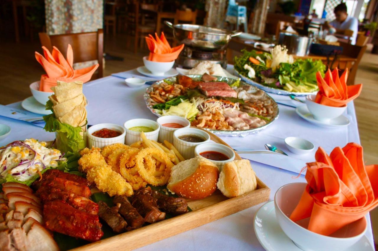 Rock Water Bay Resort 4*