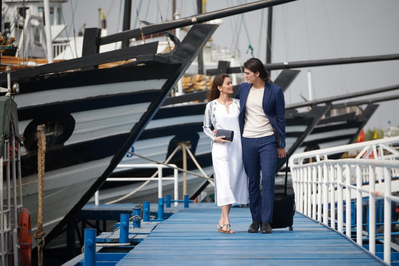 Paradise Sails Cruise  5*