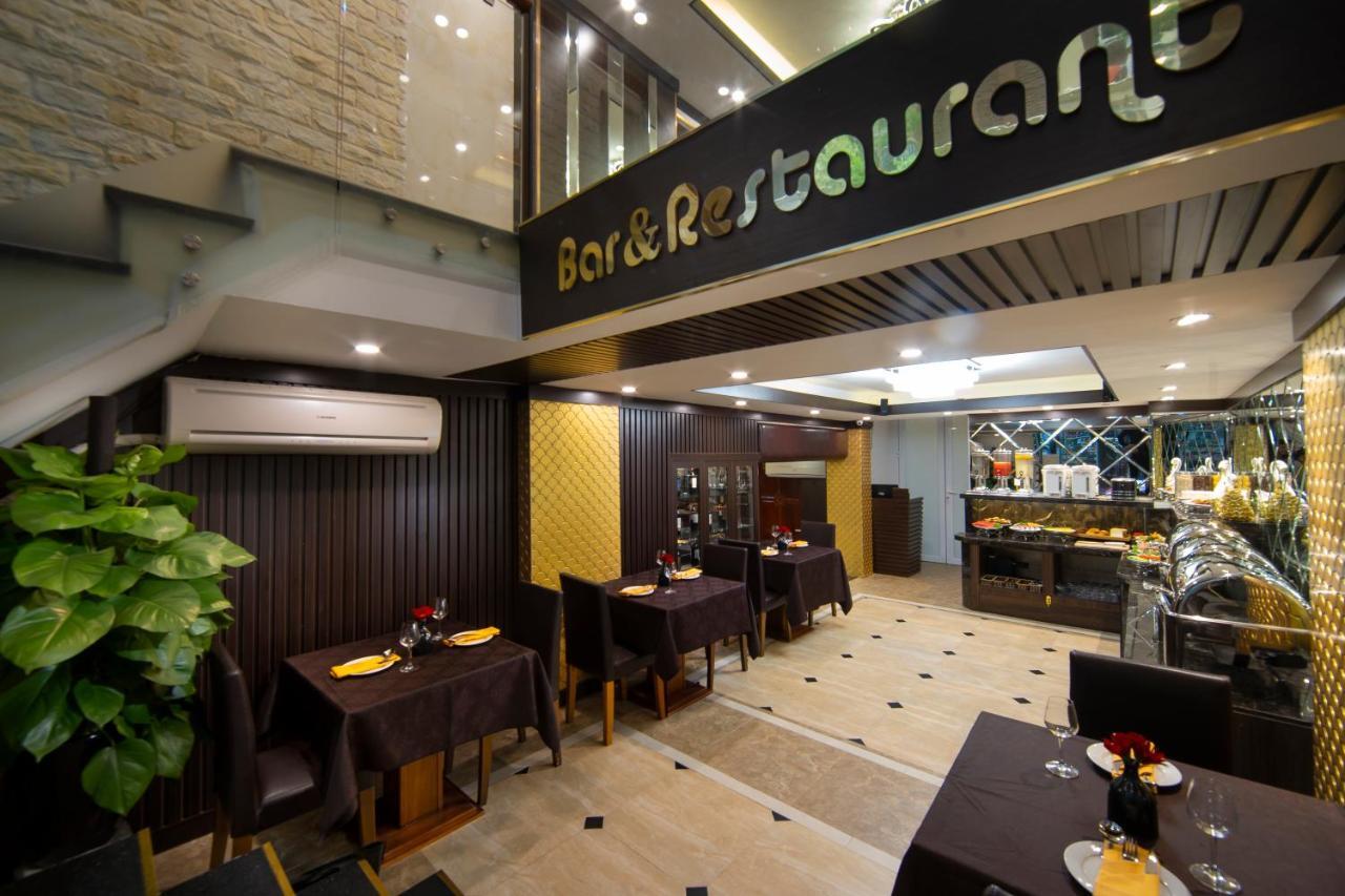 Hotel Splendid Star Grand And Hanoi