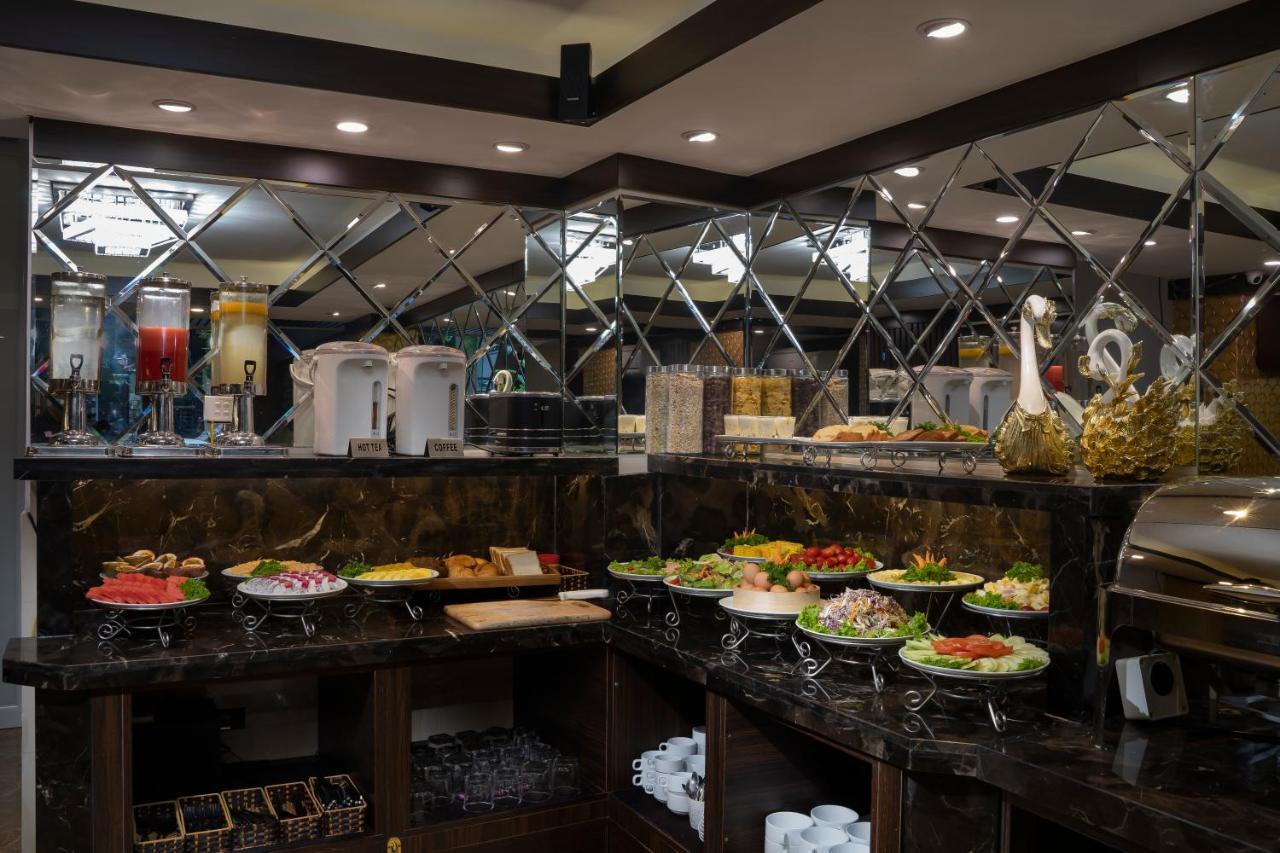 Hotel Splendid Star Grand And Hanoi