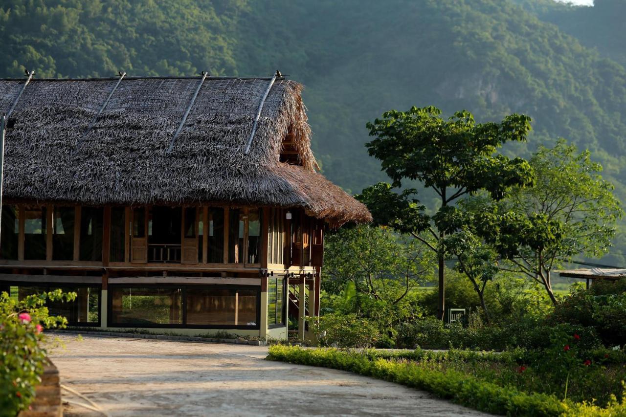 Mai Chau Villas Resort 3*