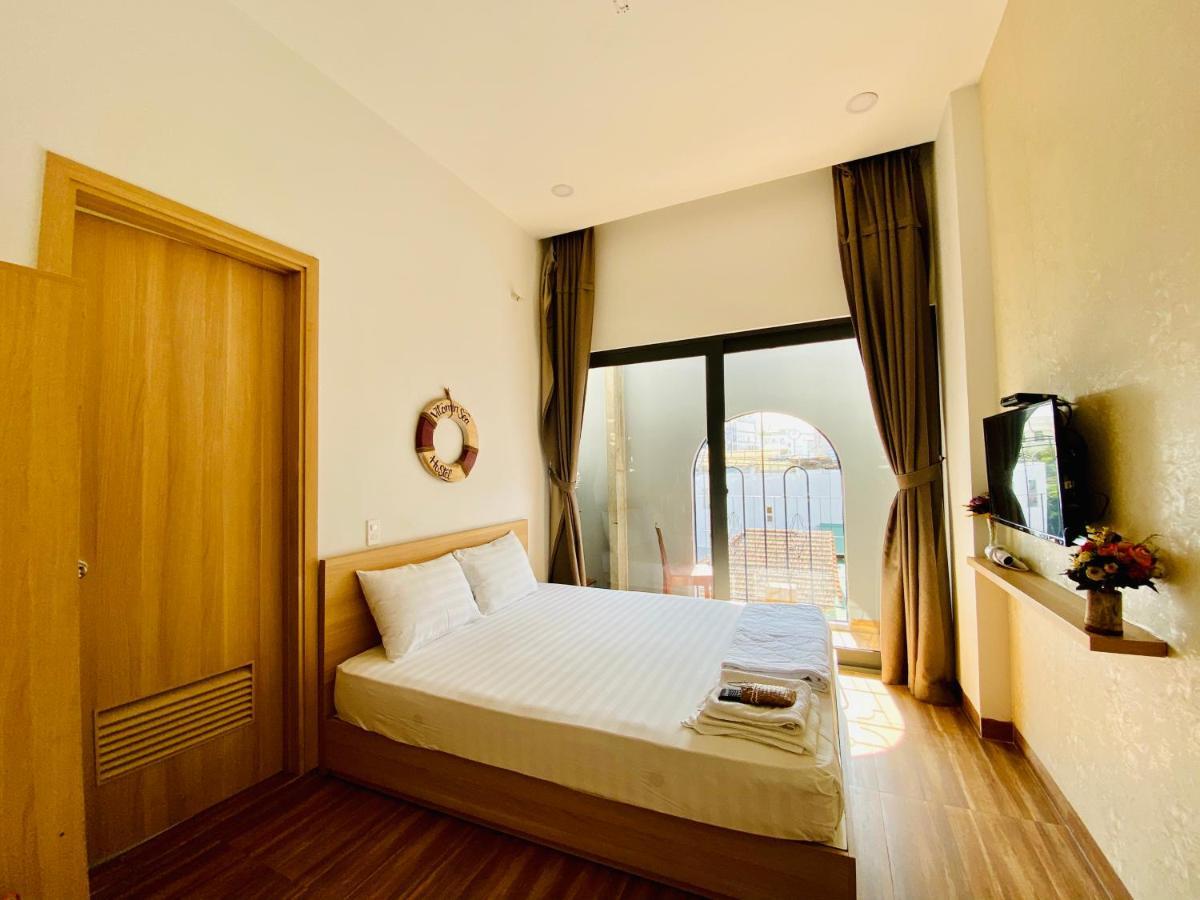 Vitamin Sea Hostel *
