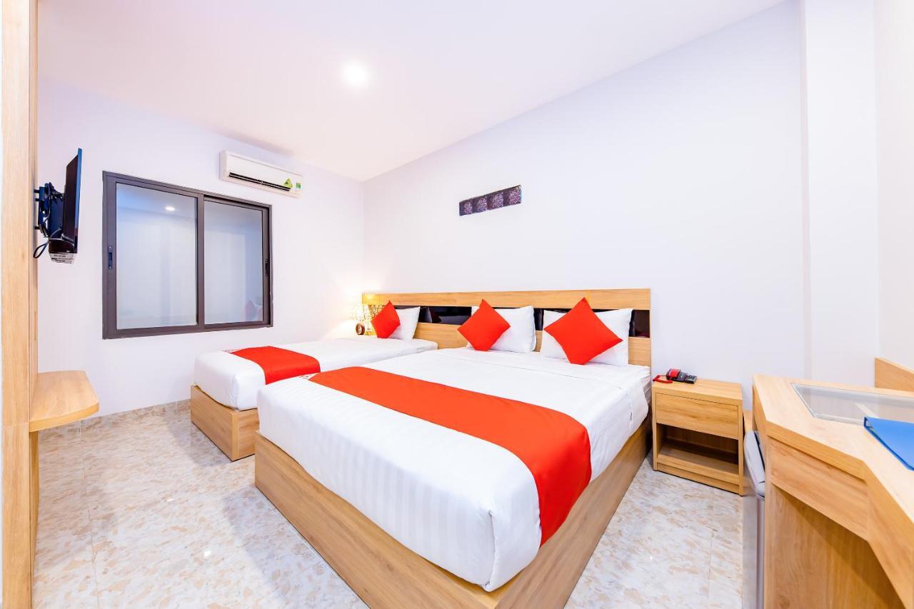 Hotel Gold Coast 2*