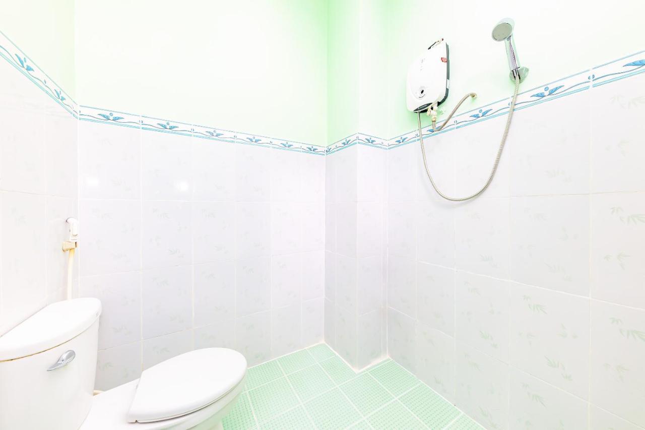 Oyo 381 Tuyet Mai Hotel 2*