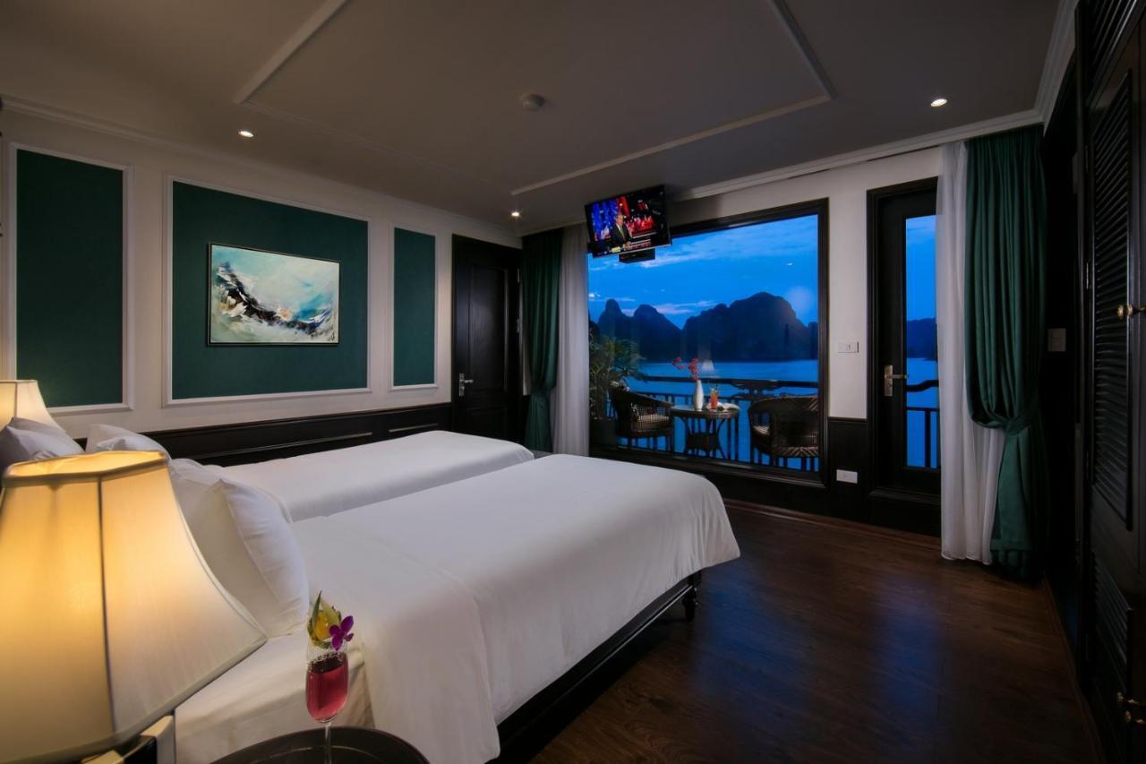 Genesis Luxury Regal Cruises 