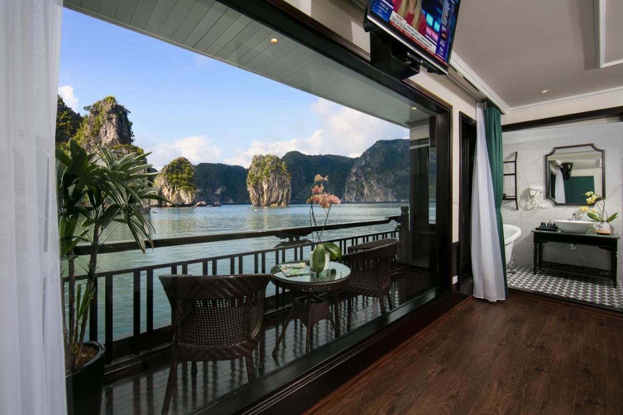 Genesis Luxury Regal Cruises 