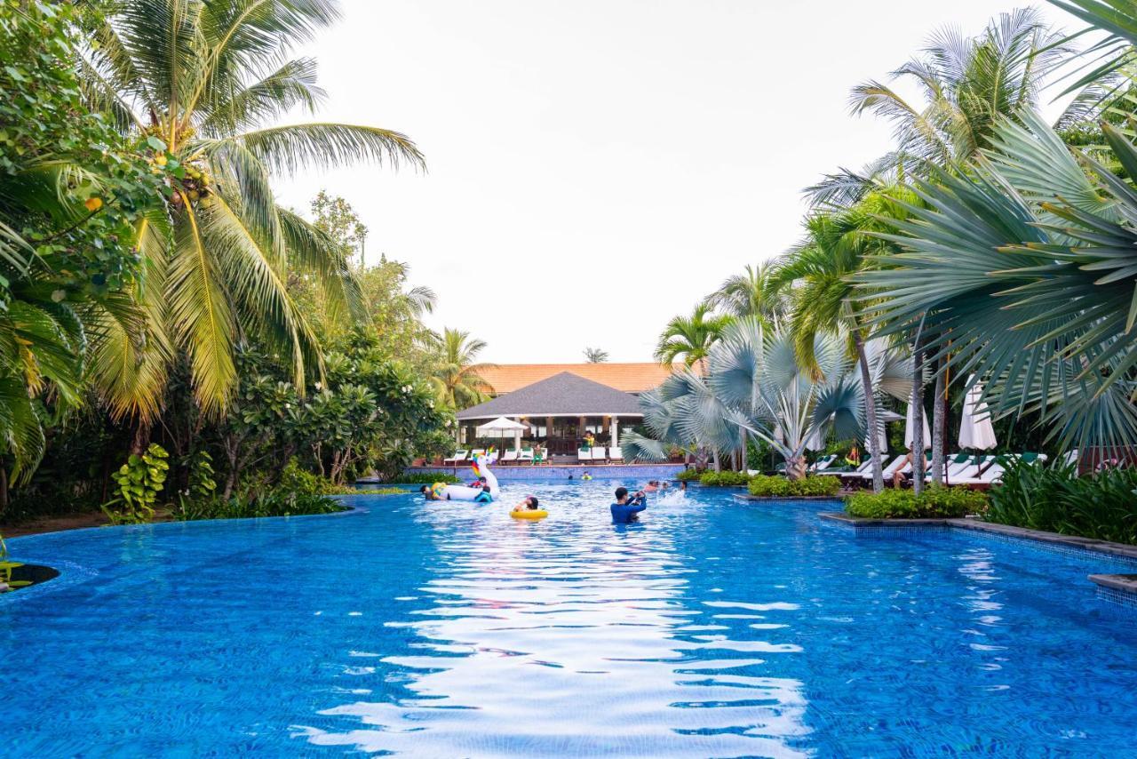 Tropical Villas Beach Villa