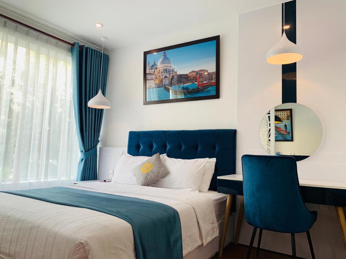 Hotel Sunny & 3*