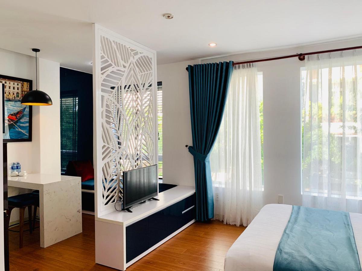 Hotel Sunny & 3*