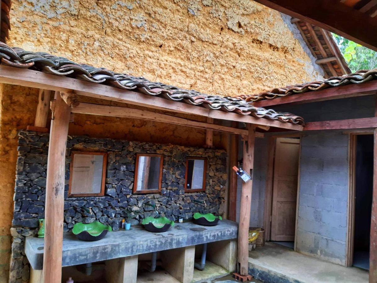 Homie Lodge Lang Xao Vang