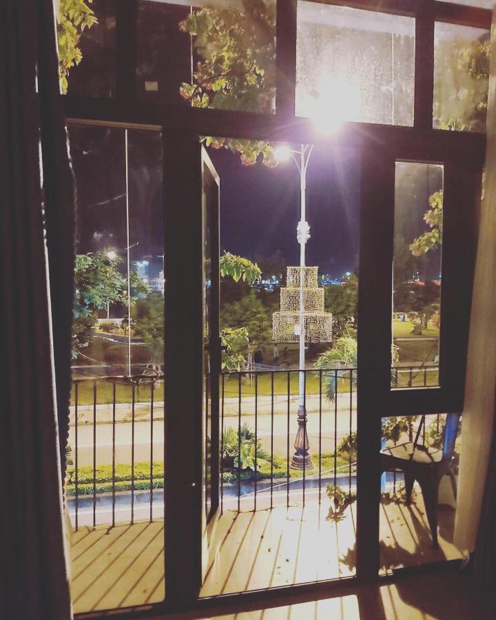 Dolphin Homestay Dong Hoi