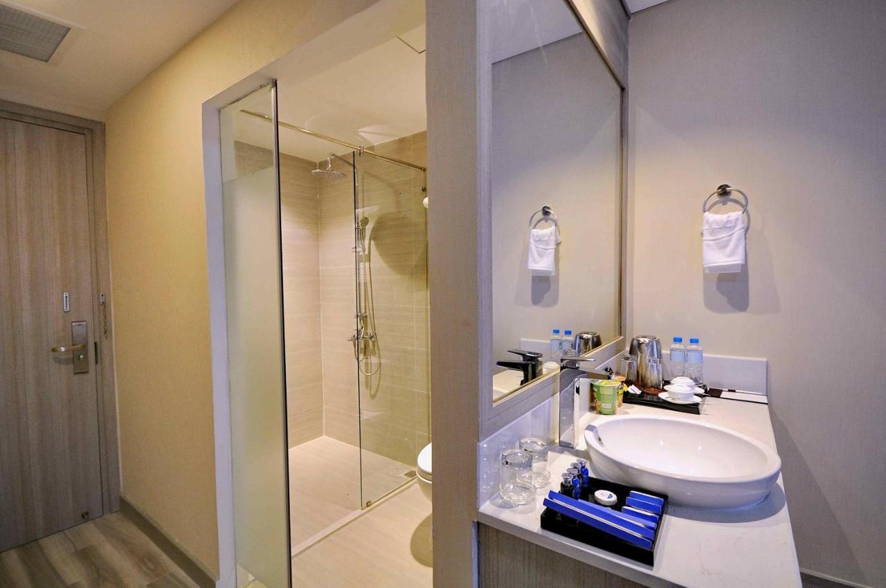 The Mcr Luxury
