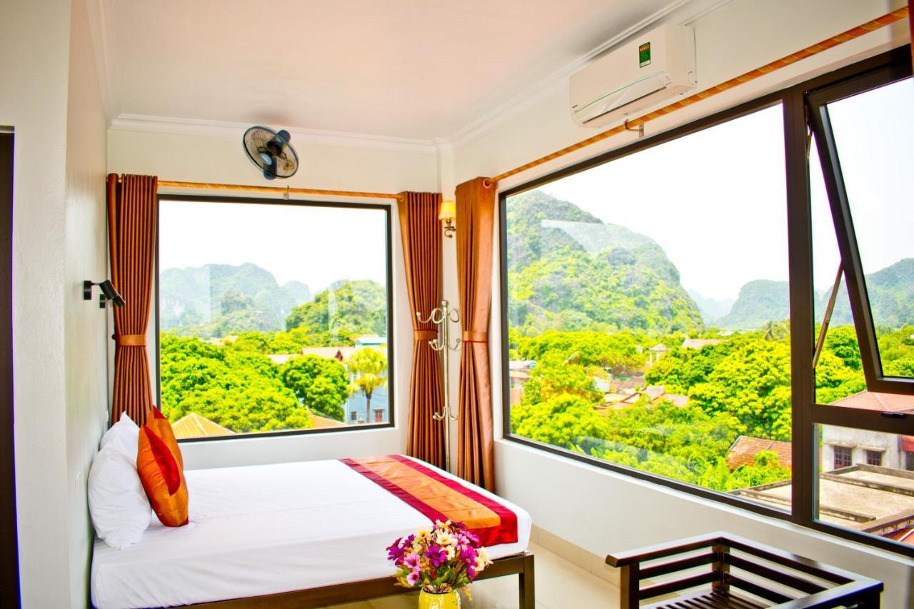 Trang An Mountain View Homestay *