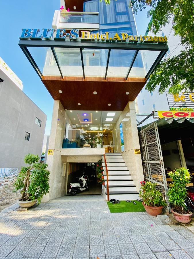 Blue-s & Hotel