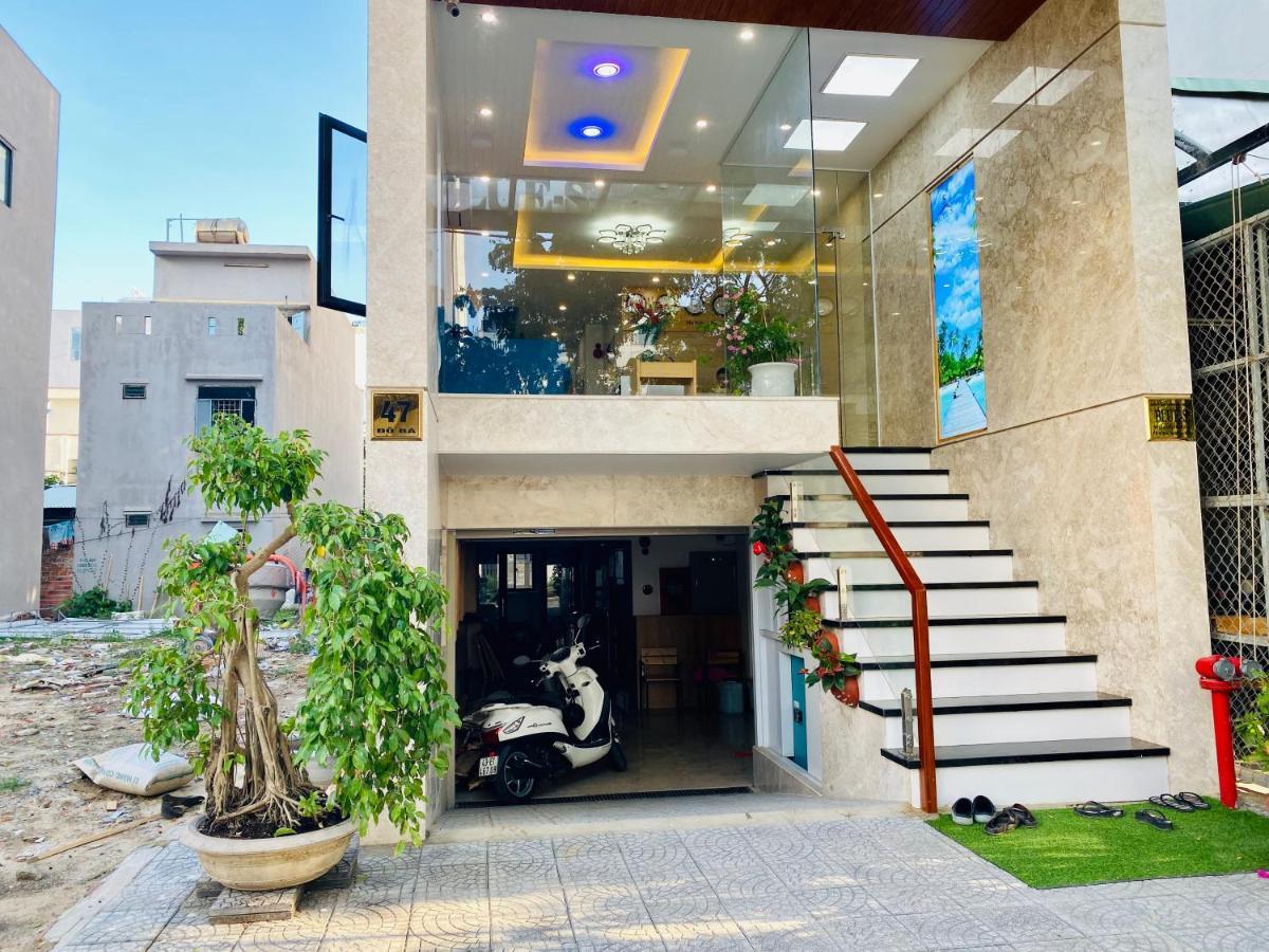 Blue-s & Hotel