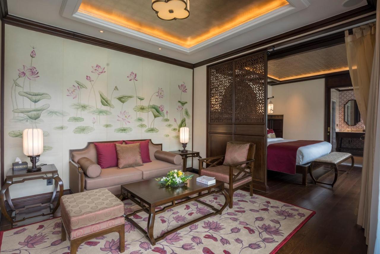 Heritage Line Ylang Cruise - Halong Bay & Lan Ha Bay 
