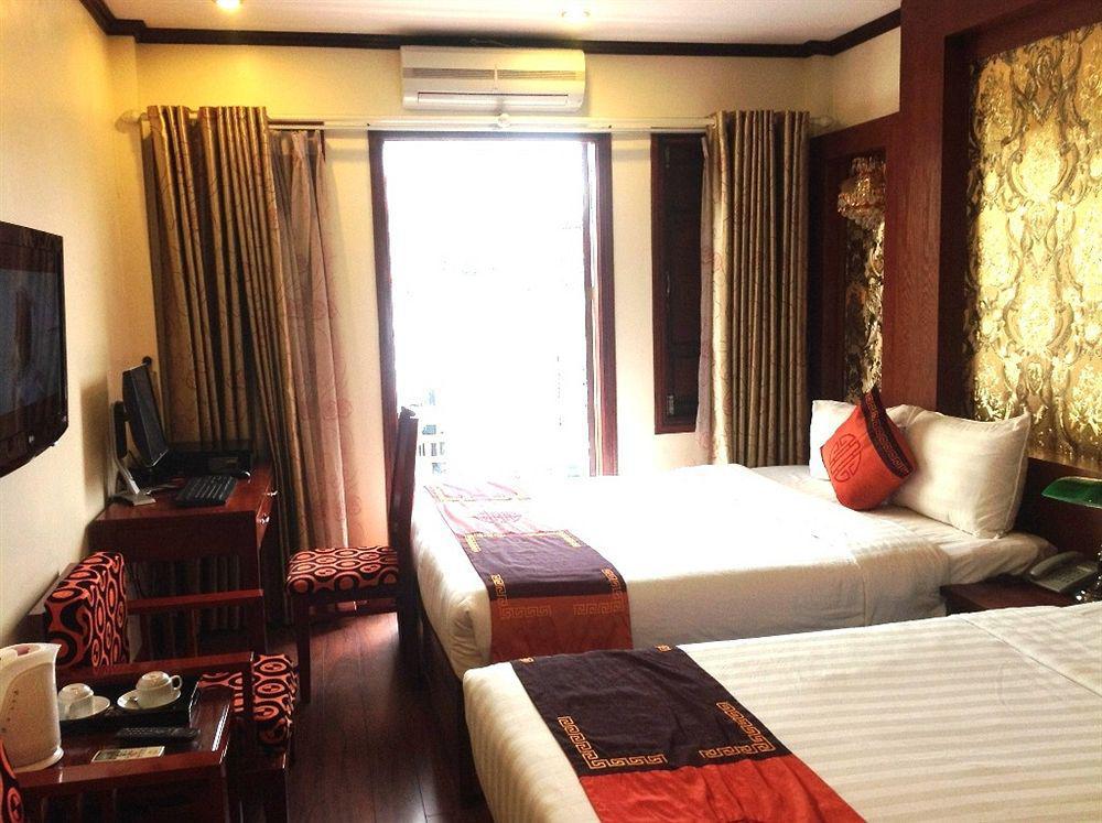Symphony Hotel